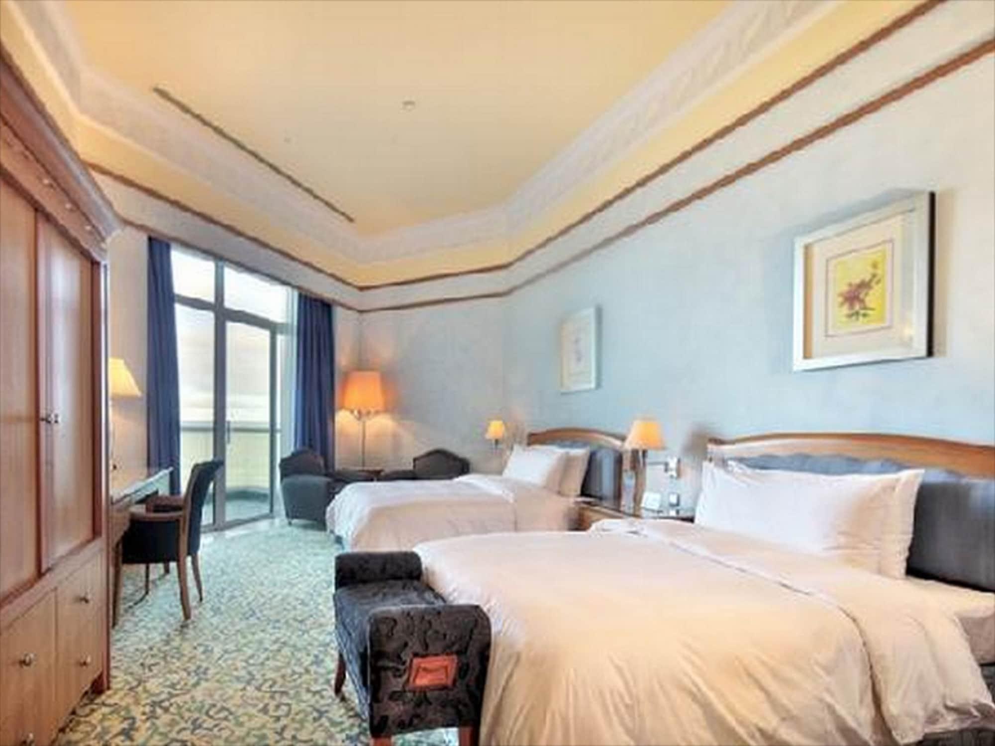 Empire Hotel And Country Club Brunei Bandar Seri Begawan Exteriér fotografie